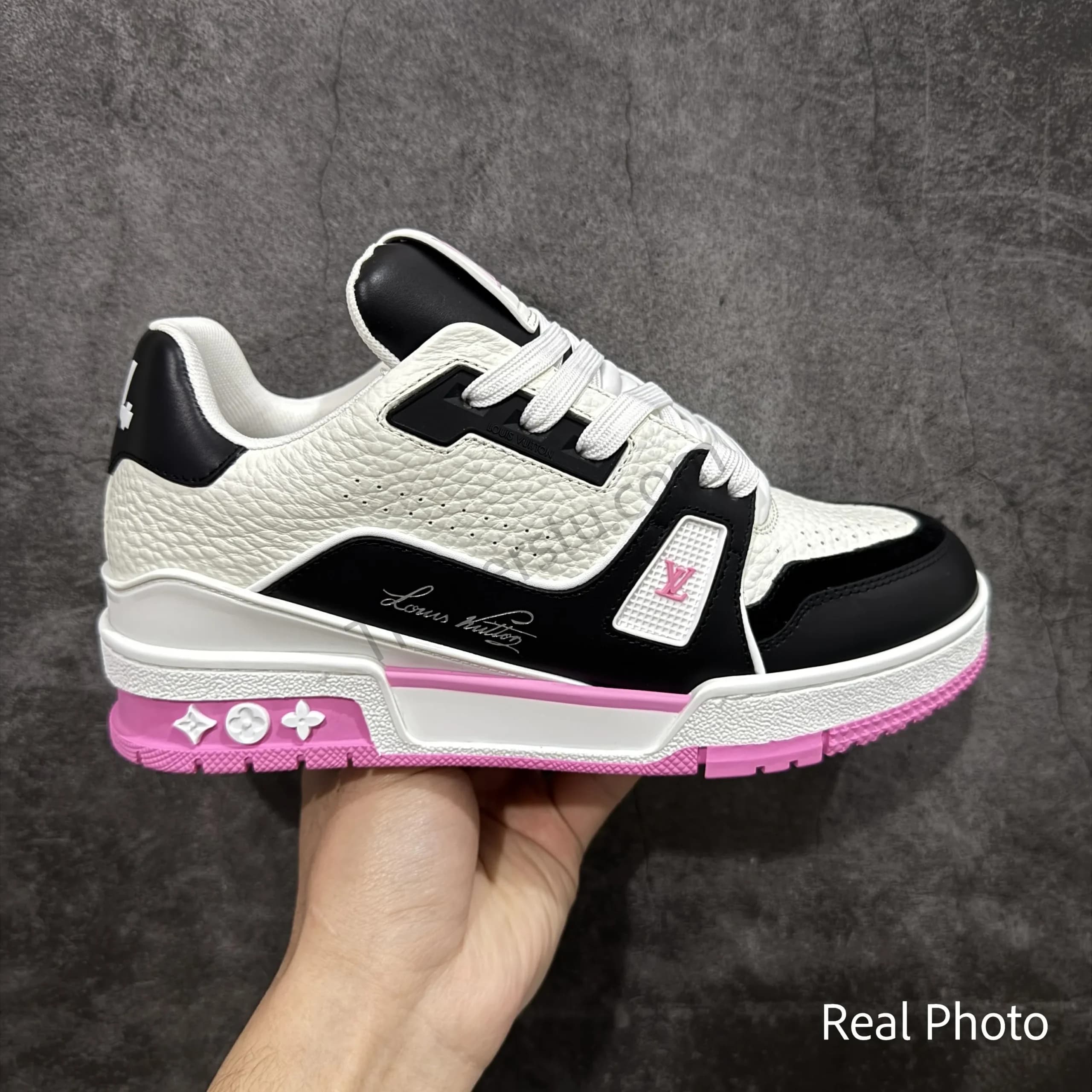 Trainer Sneaker - Image 1