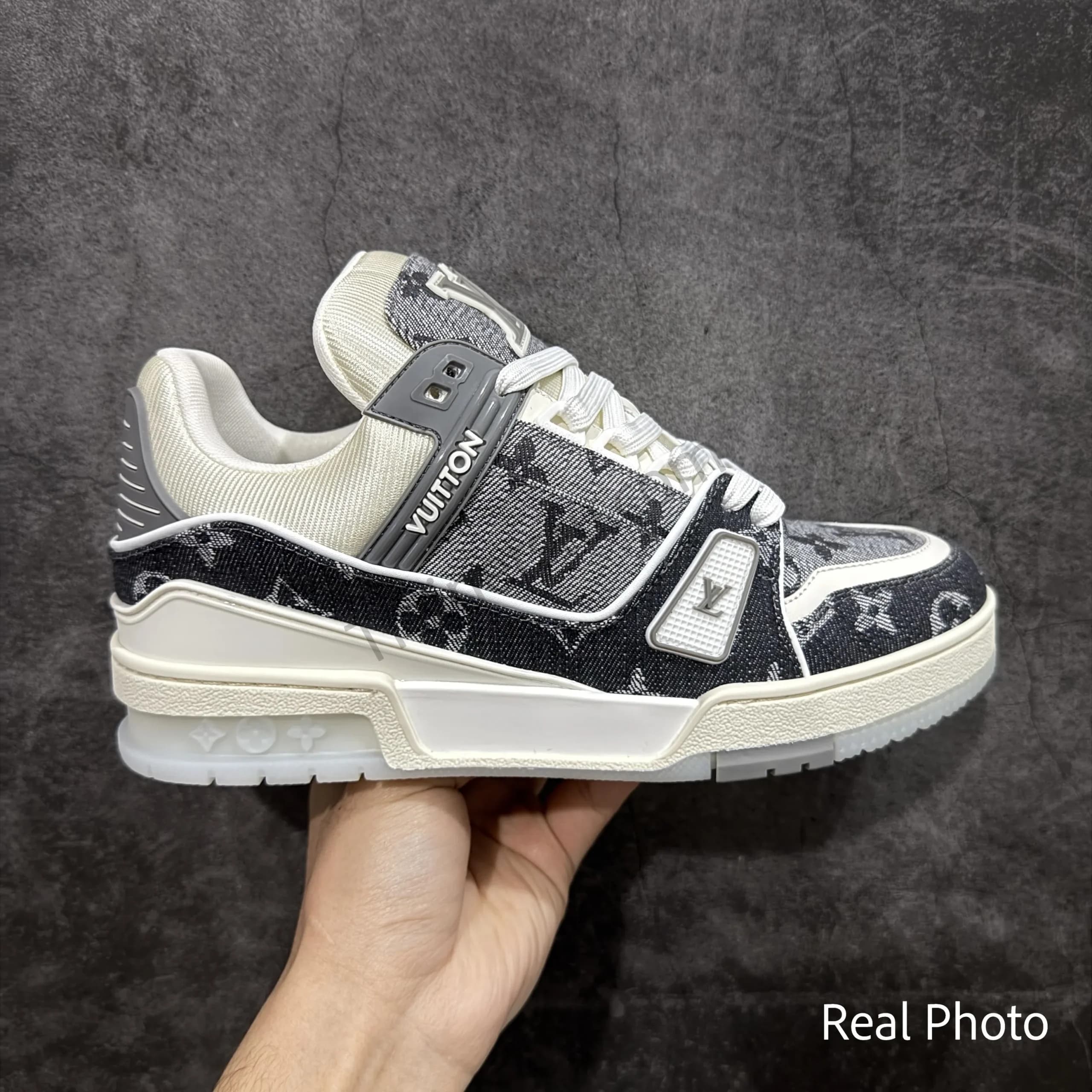 Trainer Sneaker - Image 1