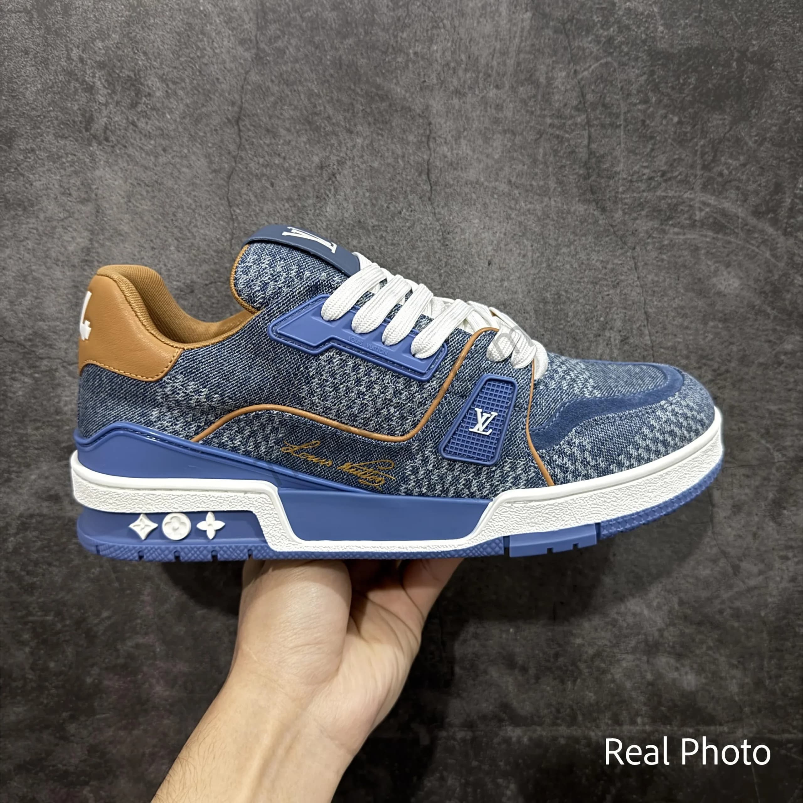 Trainer Sneaker - Image 1