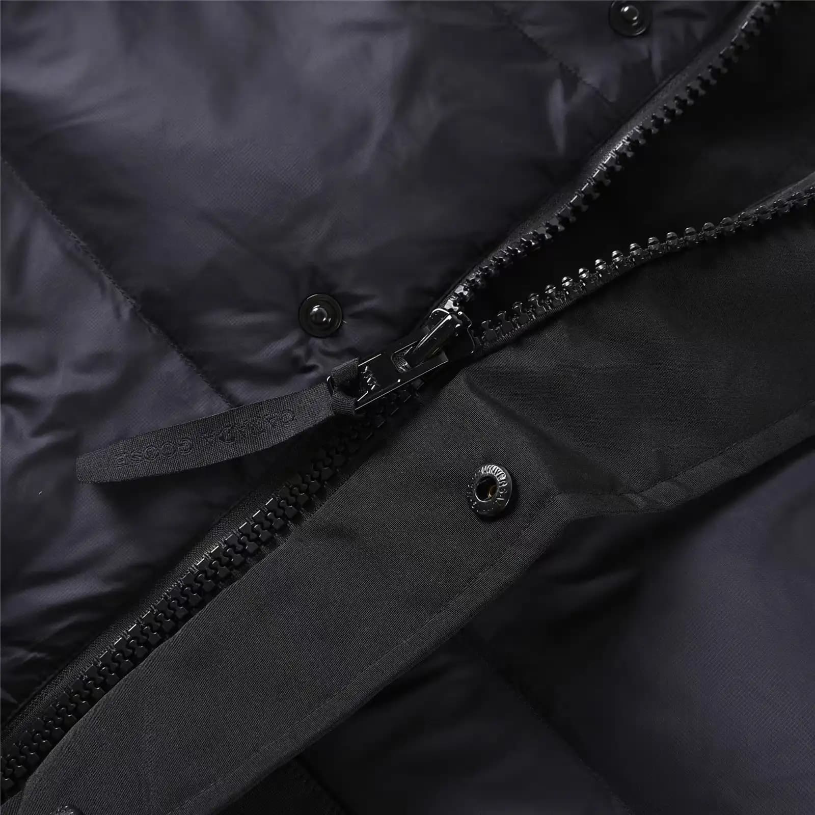 Canada Goose Paradigm Freestyle Vest - Image 9