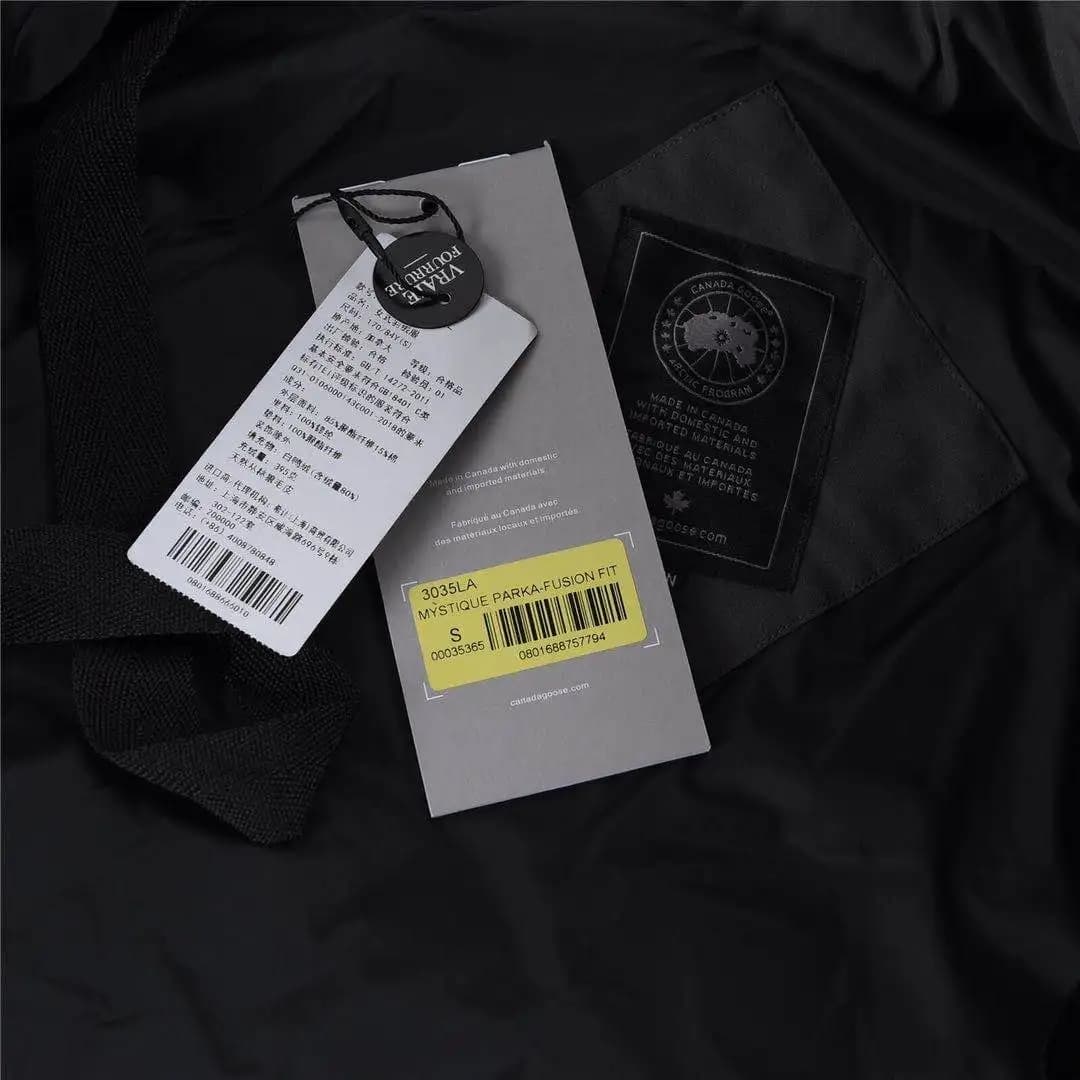 Canada Goose Women’s Parka - Image 9