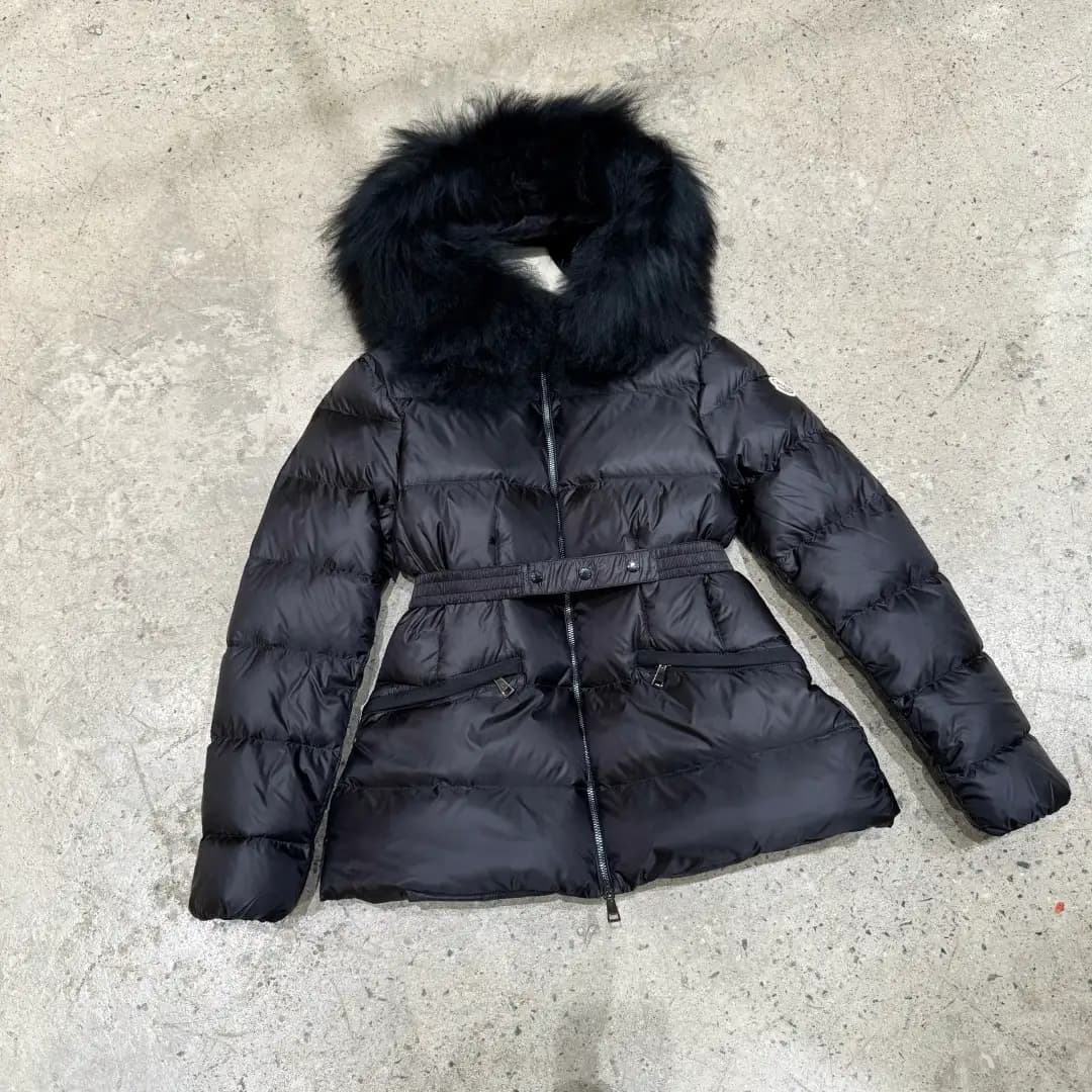 Moncler Short Goose down jacket for Women - Image 3