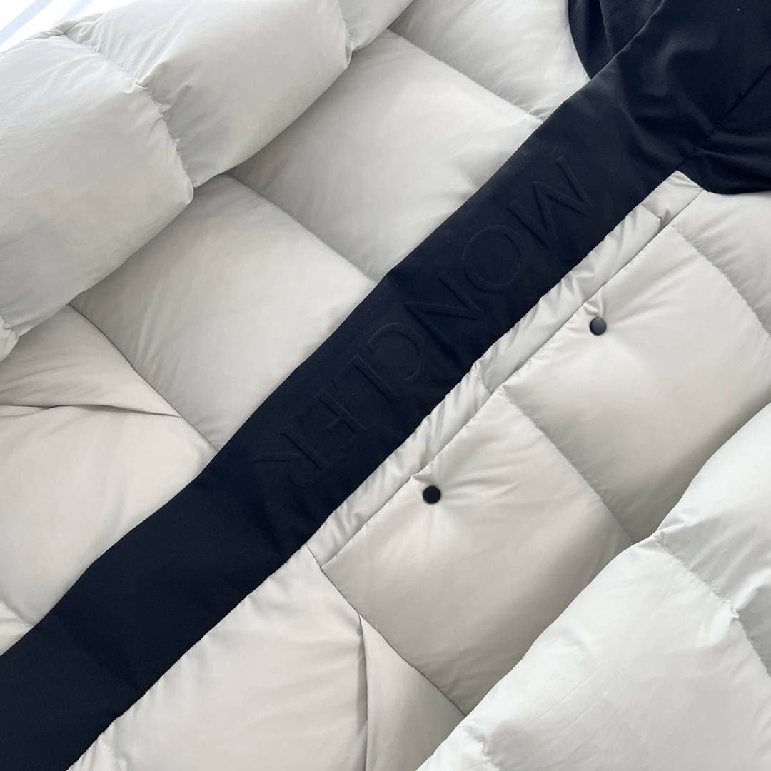 Moncler down jacket - Image 4