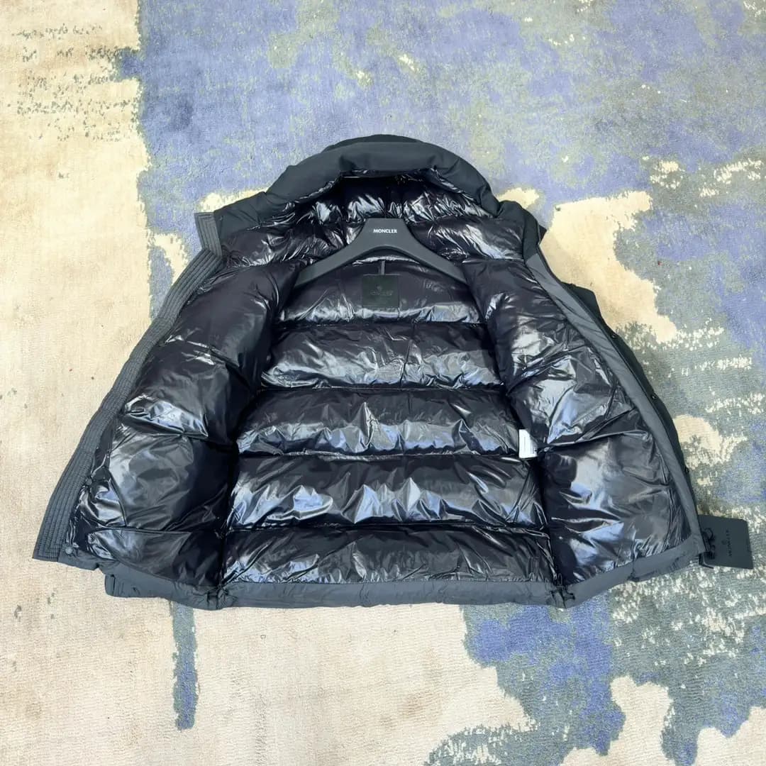 Moncler down jacket - Image 3