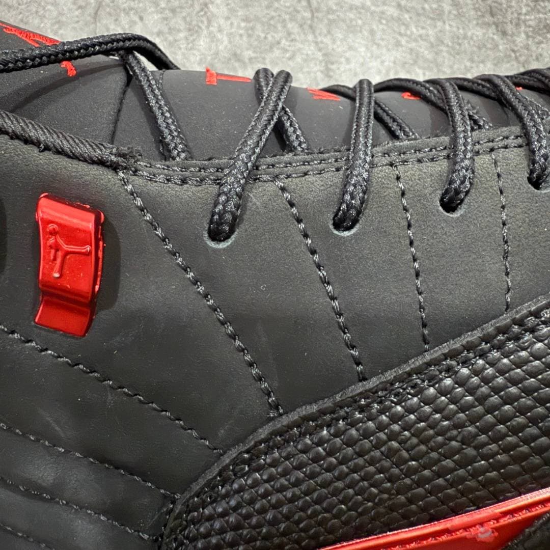 Air Jordan 12 - Image 8