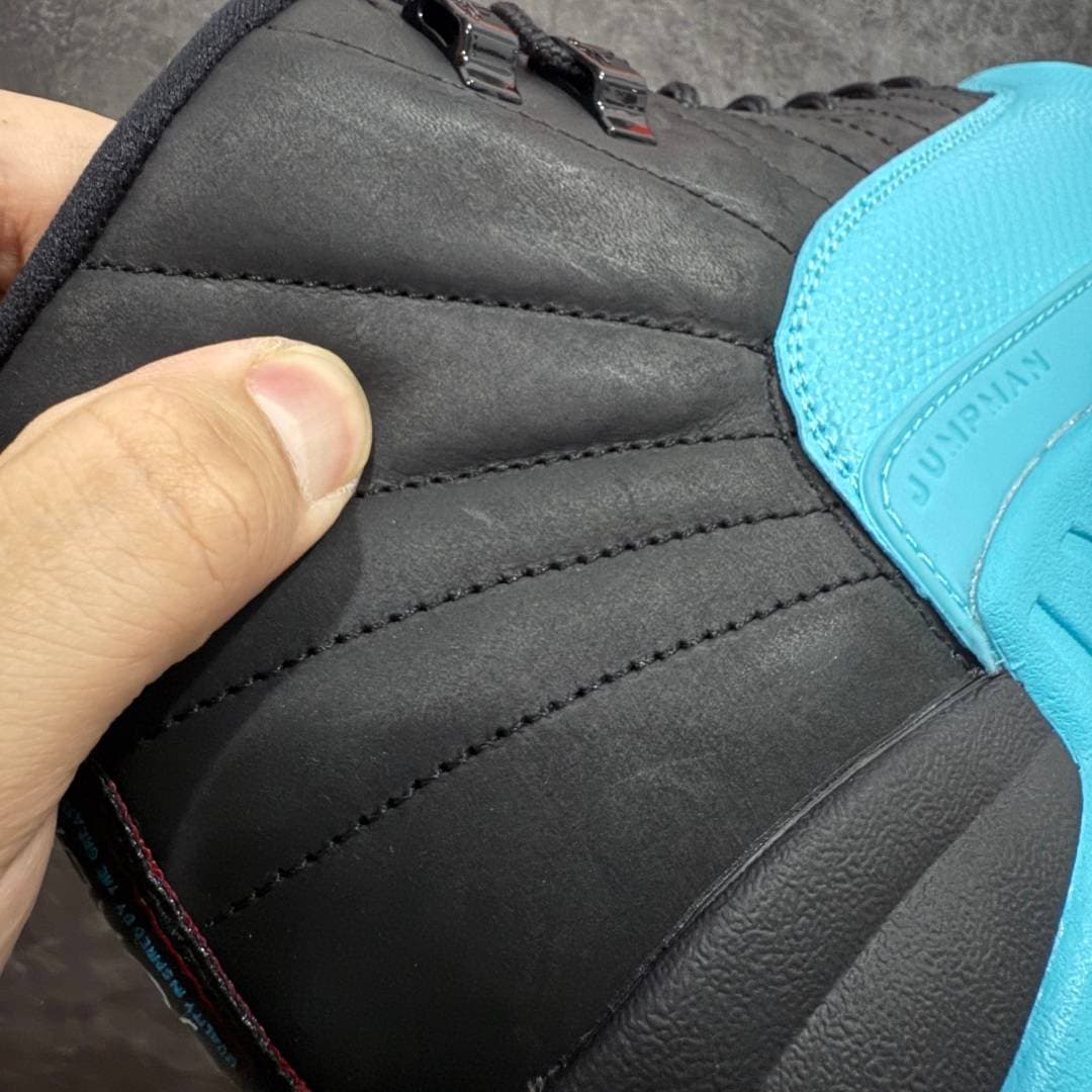 Air Jordan 12 - Image 5