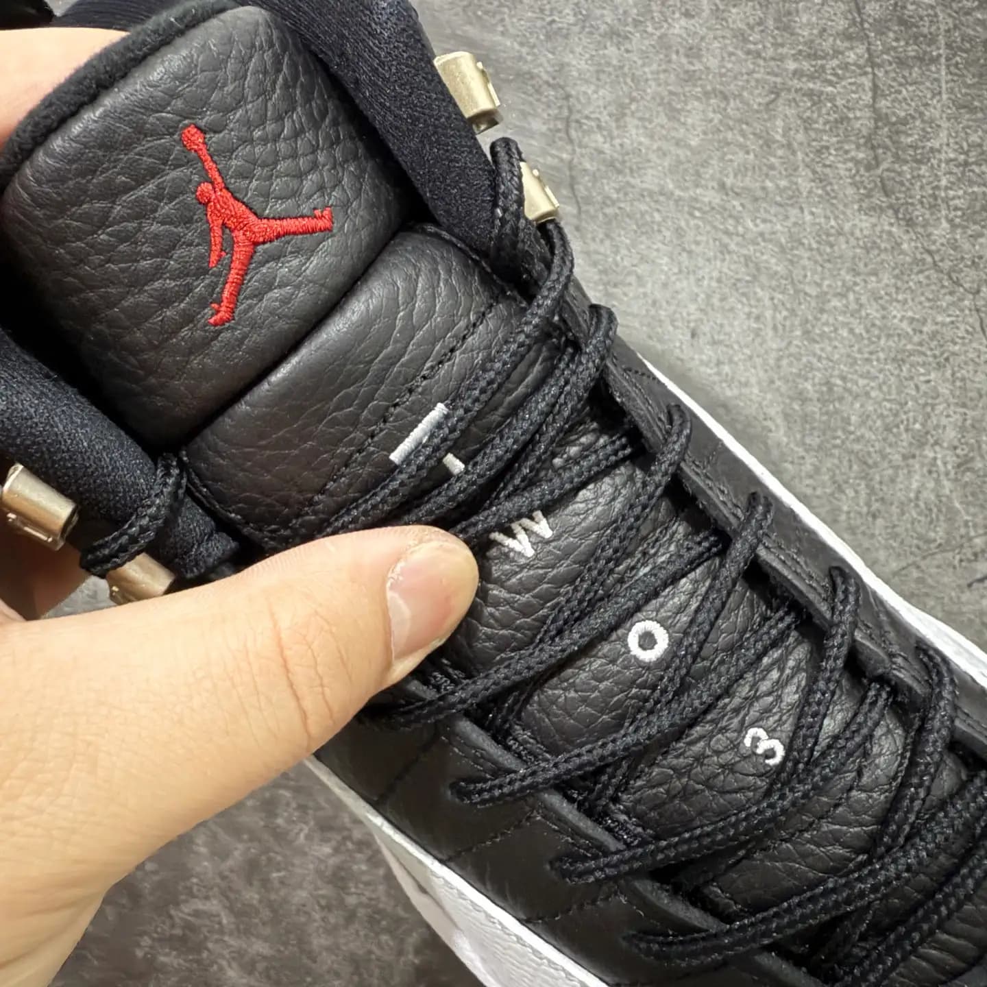 Air Jordan 12 - Image 6