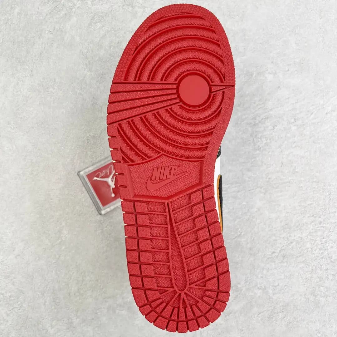 Air Jordan 1 - Image 8