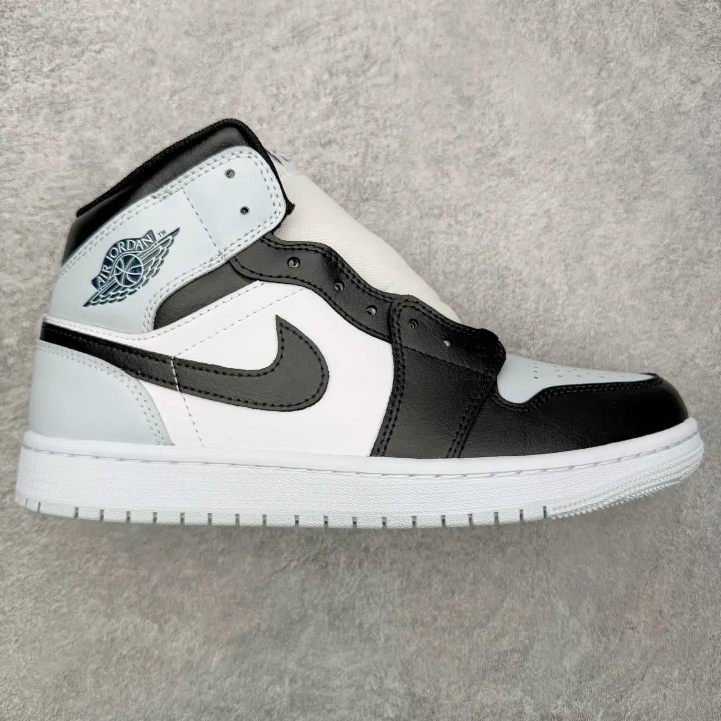 Air Jordan 1