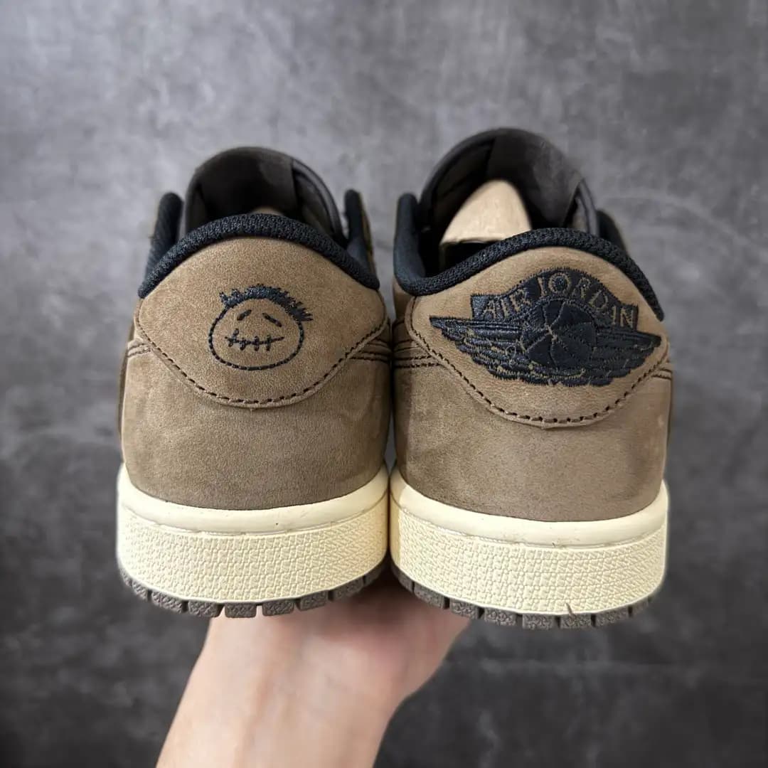 Air Jordan 1 Low - Image 3
