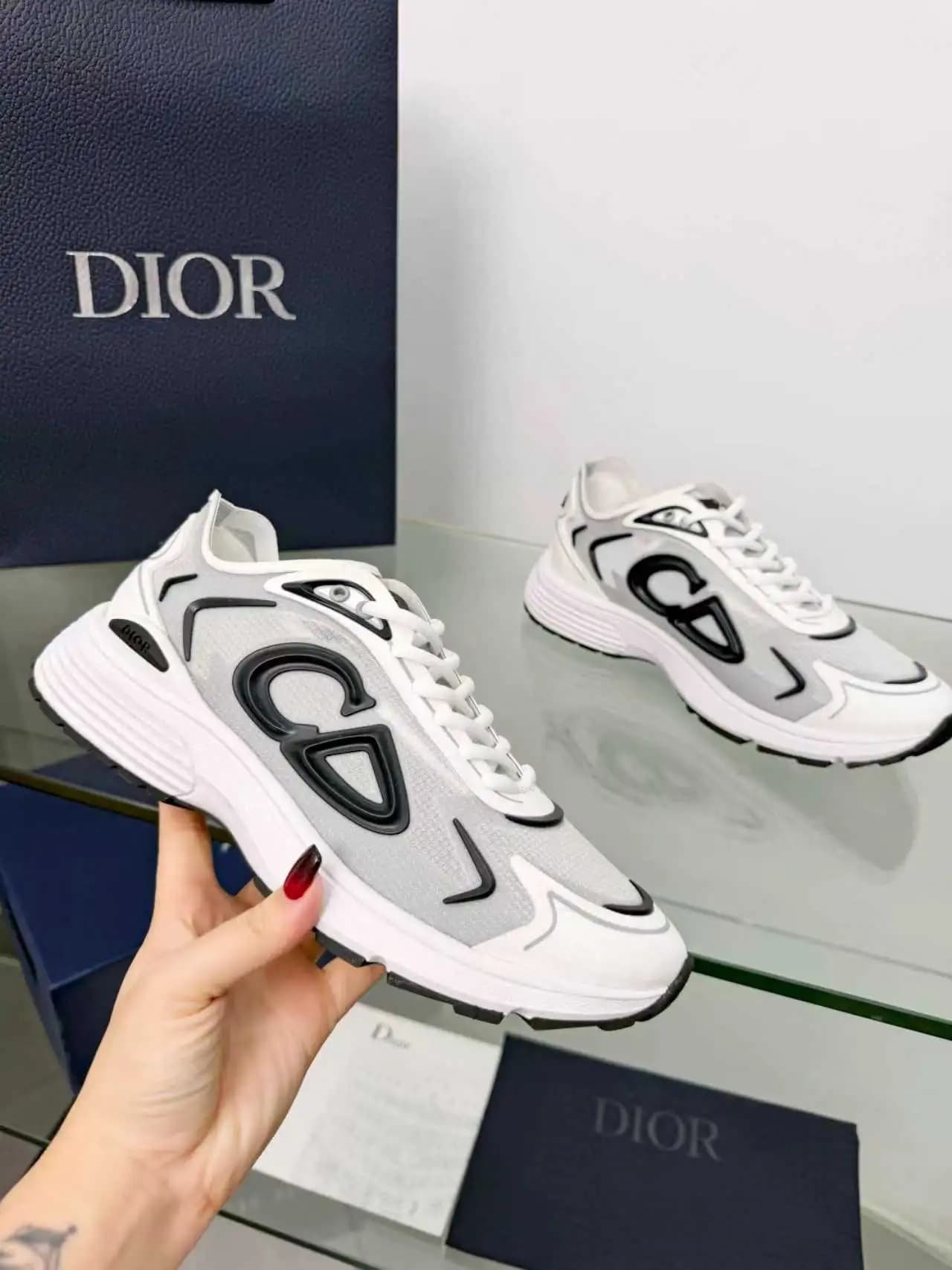 Dior B30