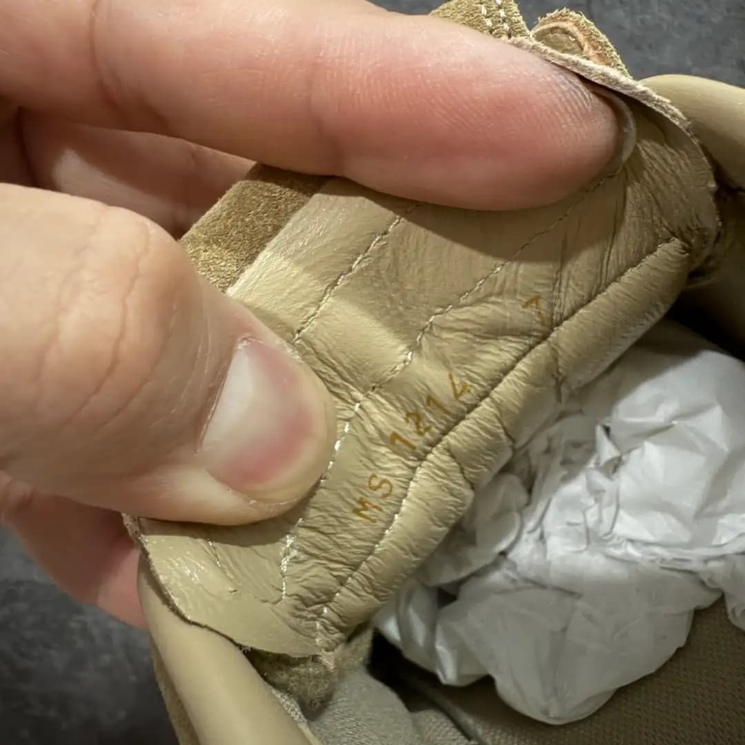 Louis Vuitton Footprint - Image 9
