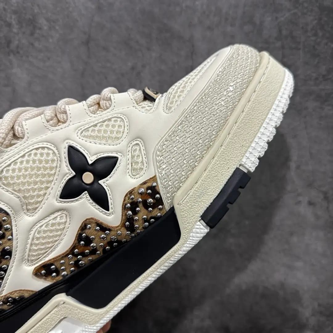 LV Skate - Image 2