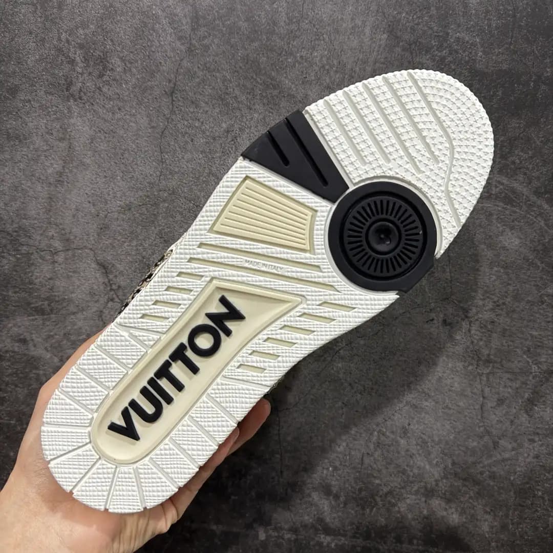 LV Skate - Image 9