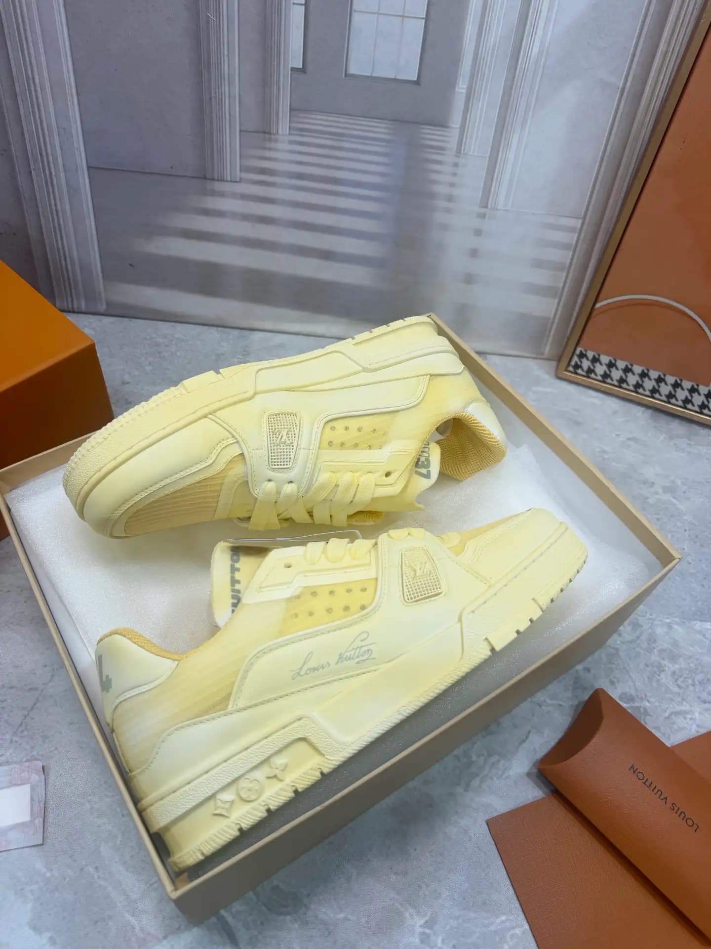 LV Trainer