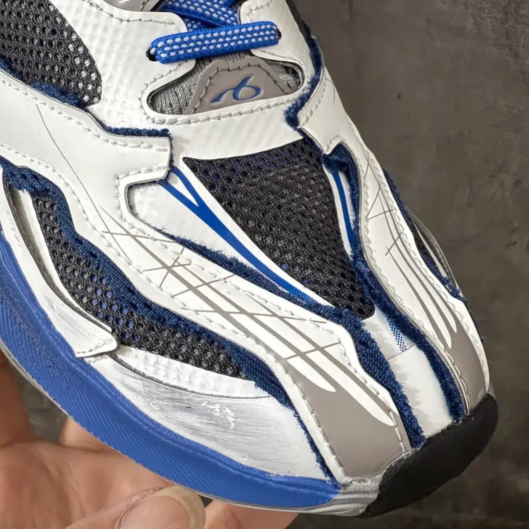 Balenciaga Jet - Image 2