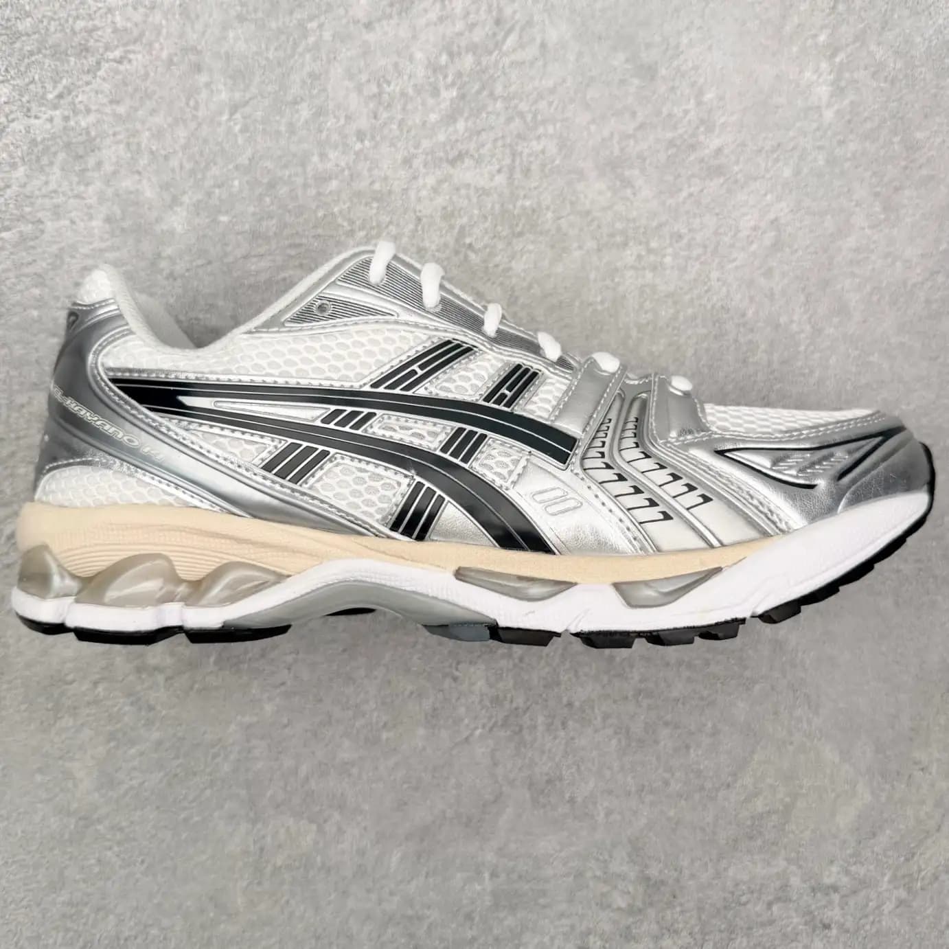 ASICS Gel-Kayano 14