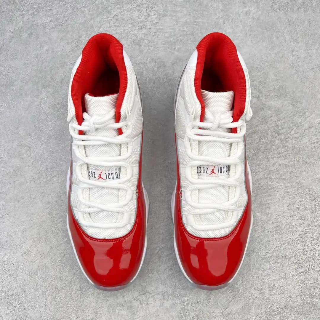 Air Jordan 11 - Image 5