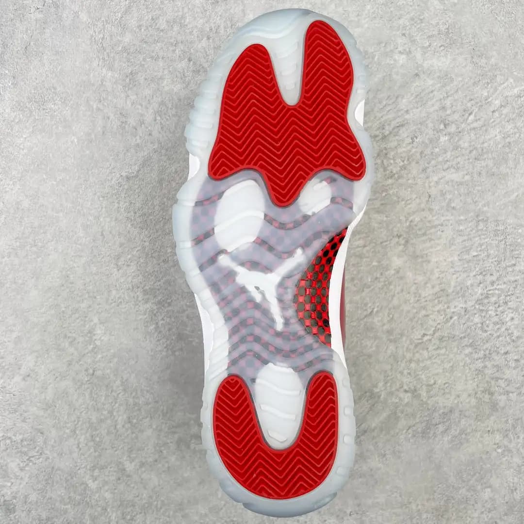 Air Jordan 11 - Image 7