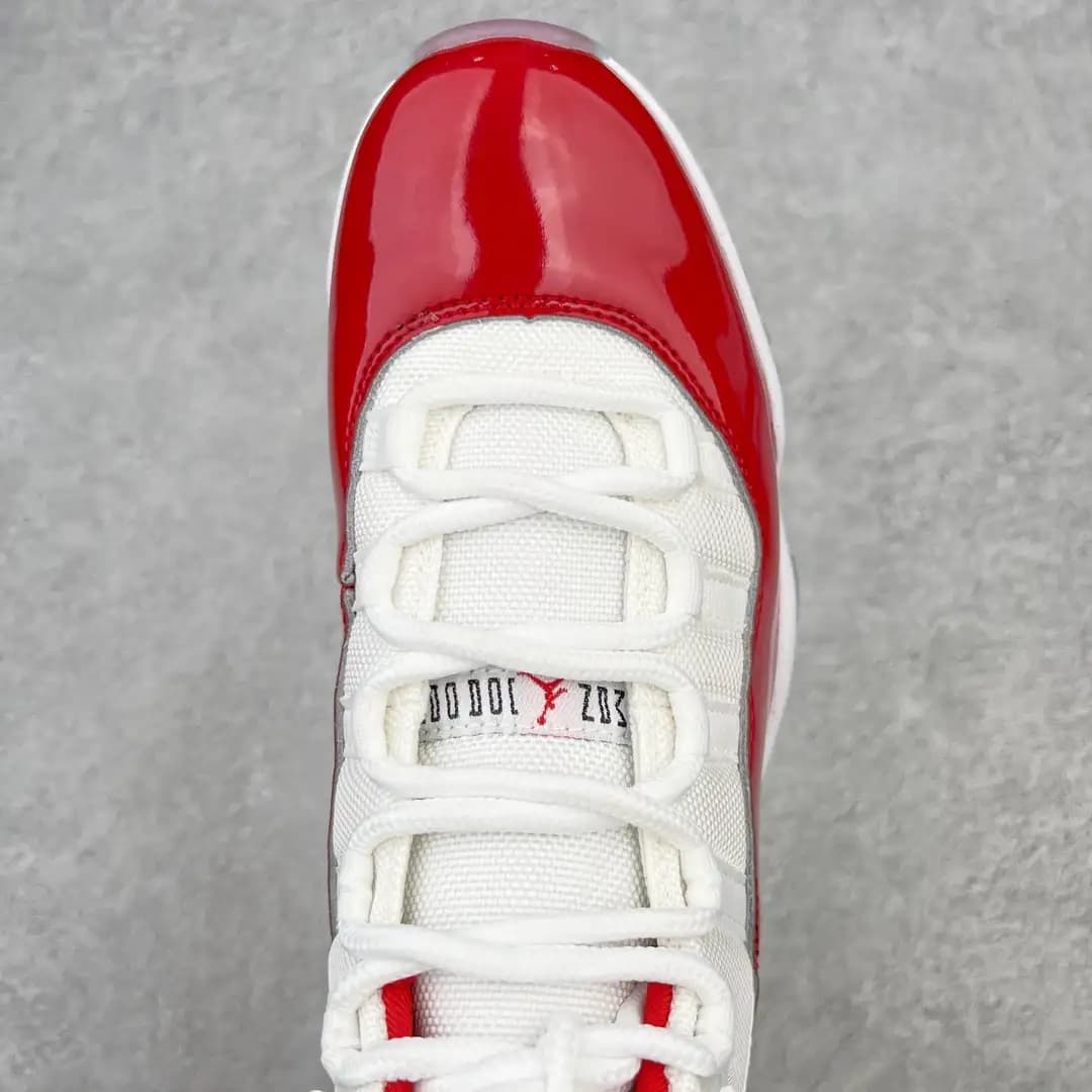 Air Jordan 11 - Image 9