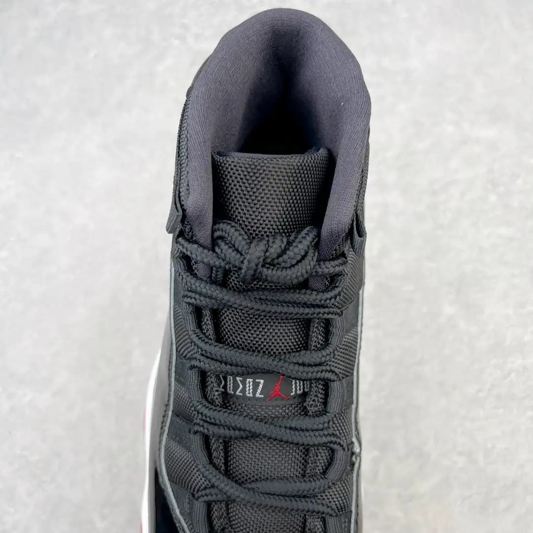 Air Jordan 11 - Image 5