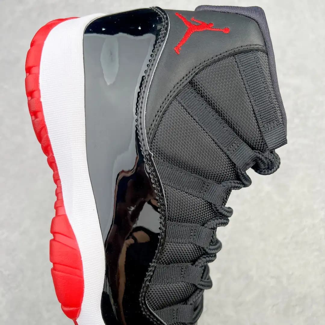 Air Jordan 11 - Image 7