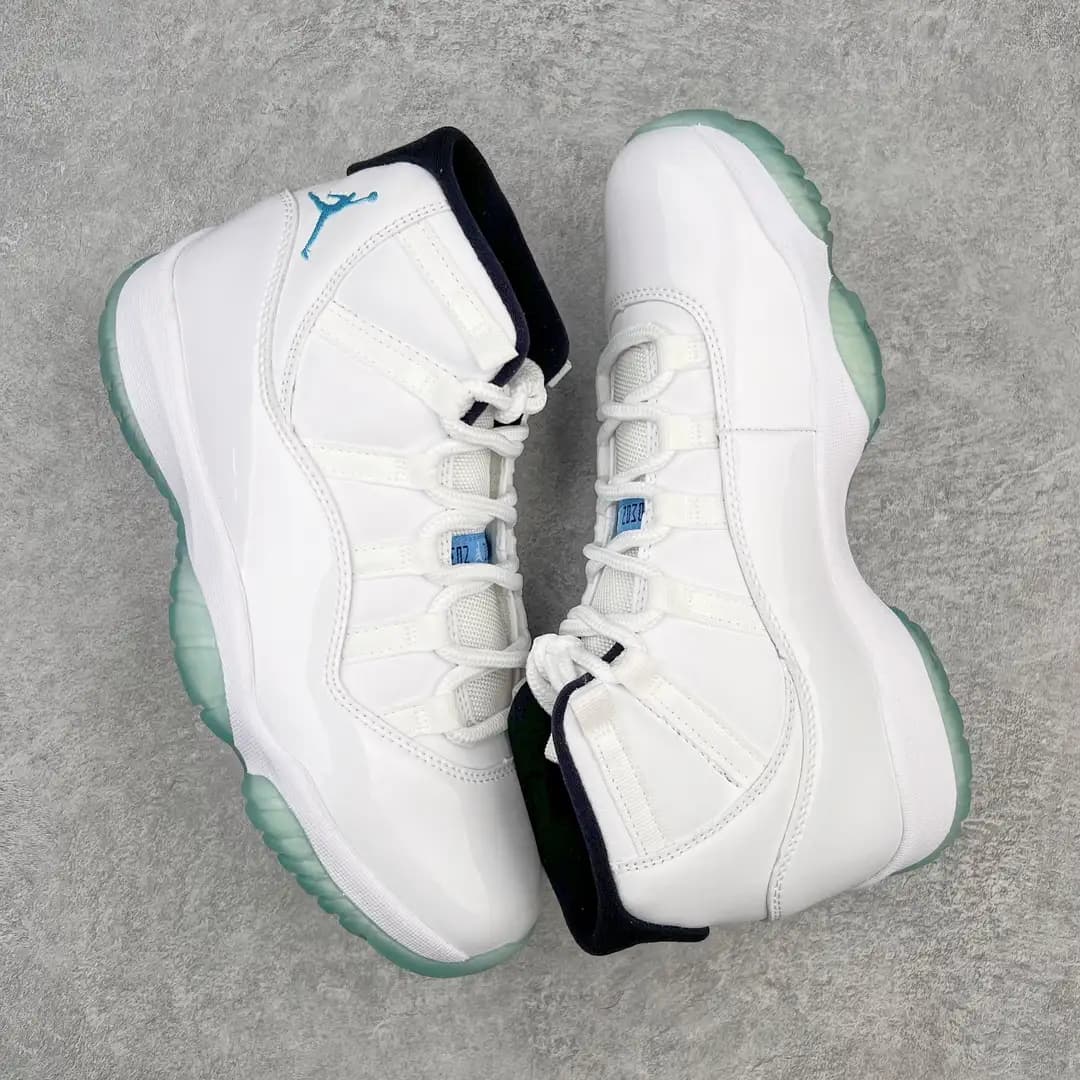 Air Jordan 11 - Image 7