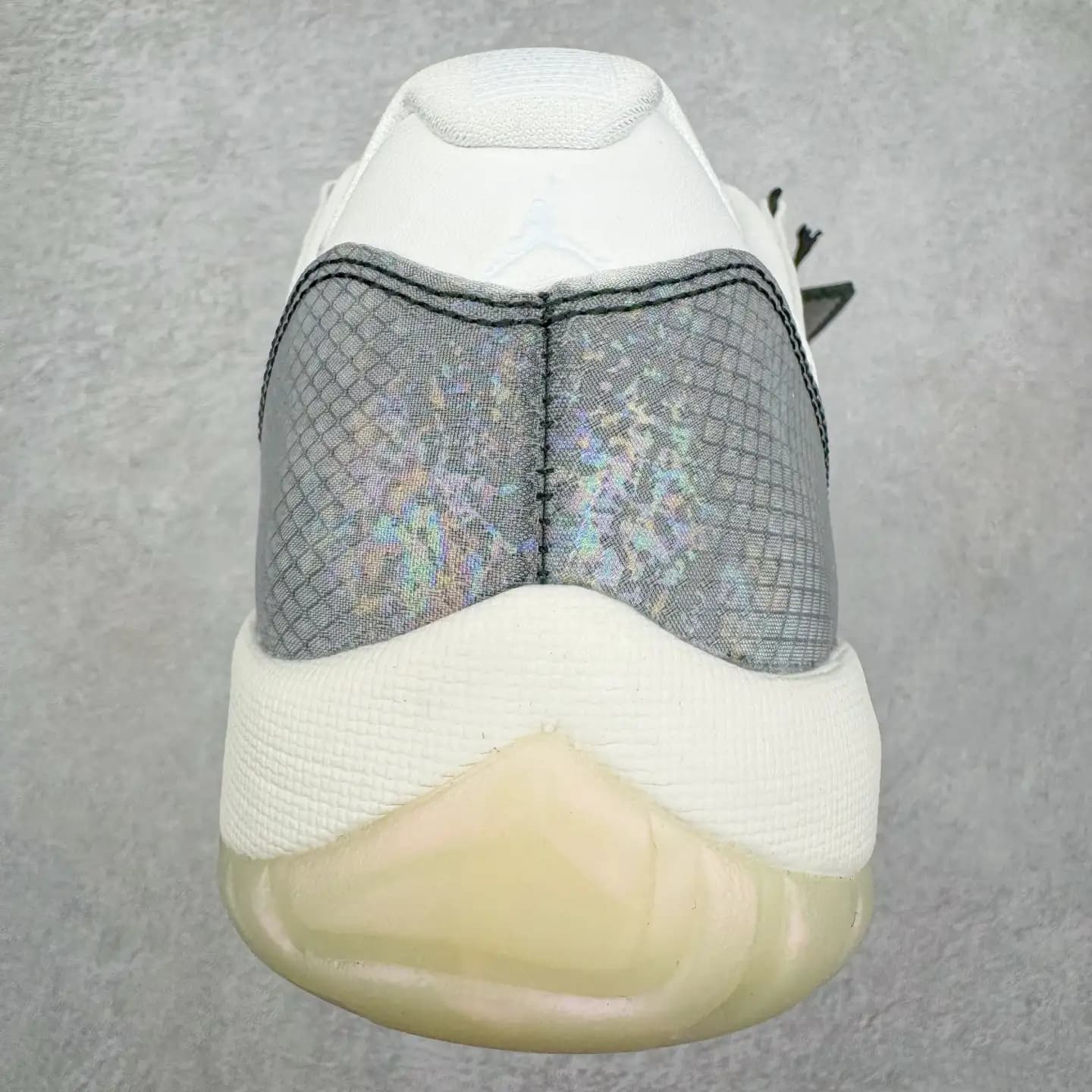 Air Jordan 11 - Image 10