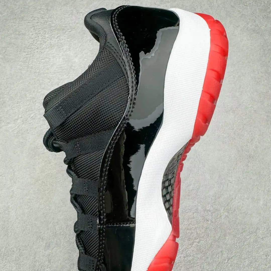 Air Jordan 11 - Image 11