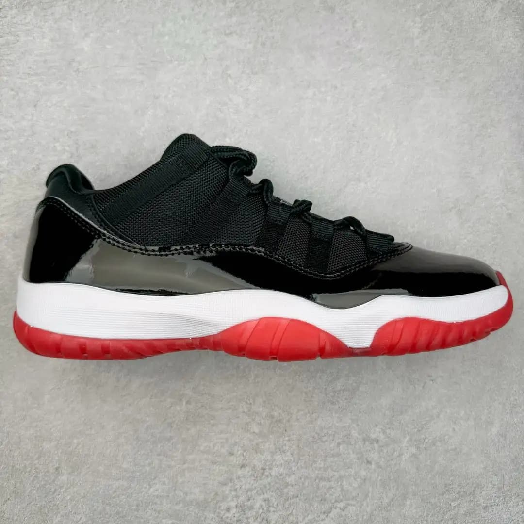 Air Jordan 11