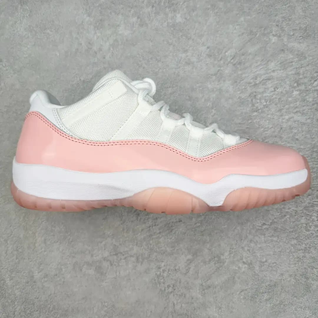 Air Jordan 11