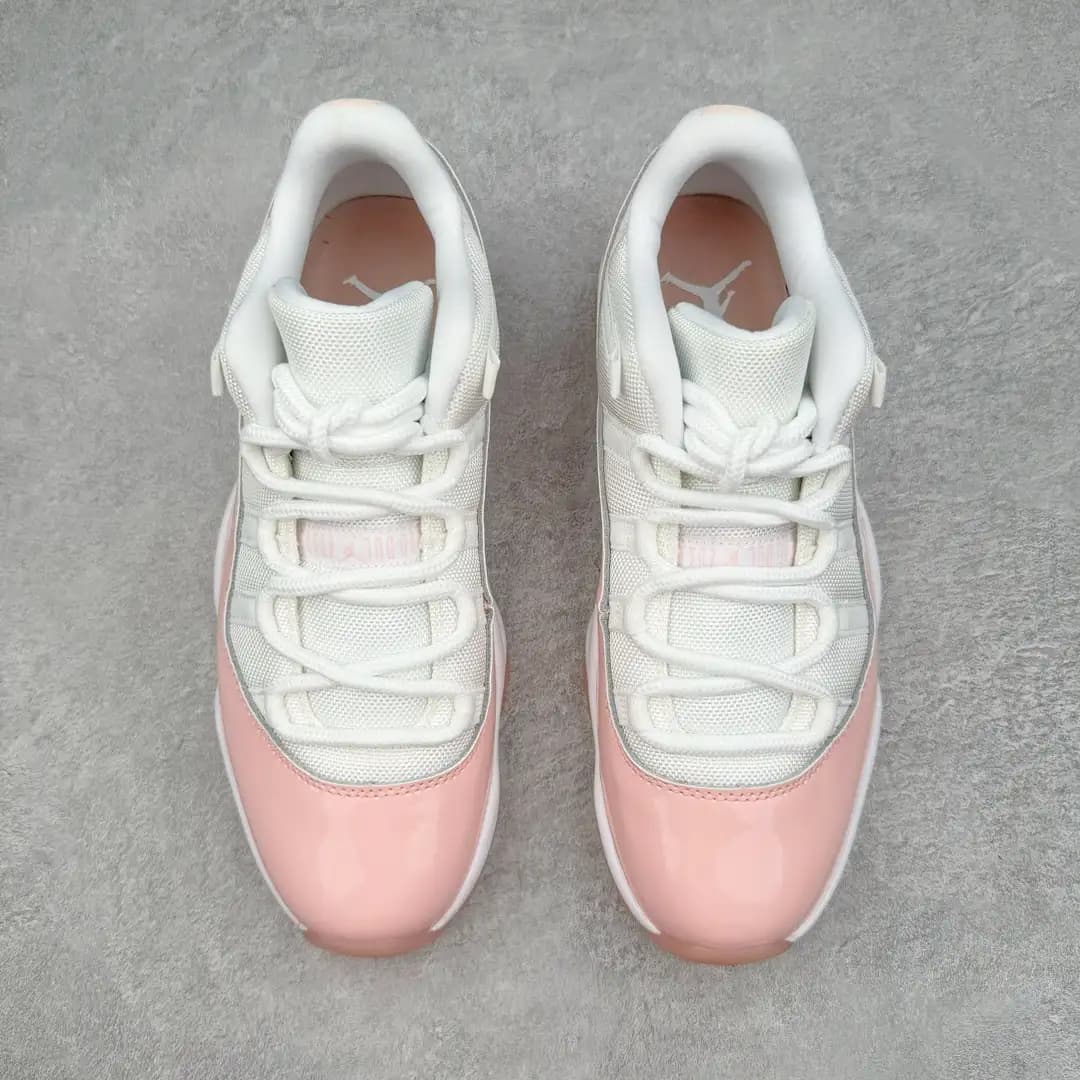 Air Jordan 11 - Image 9