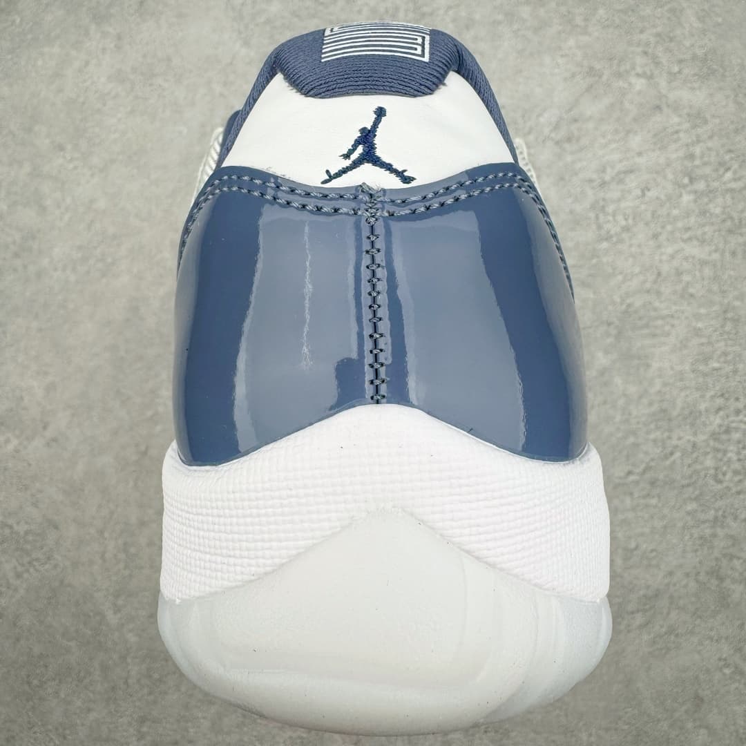 Air Jordan 11 - Image 2