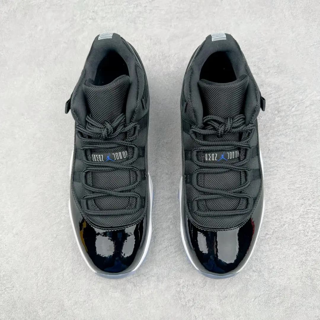 Air Jordan 11 - Image 6
