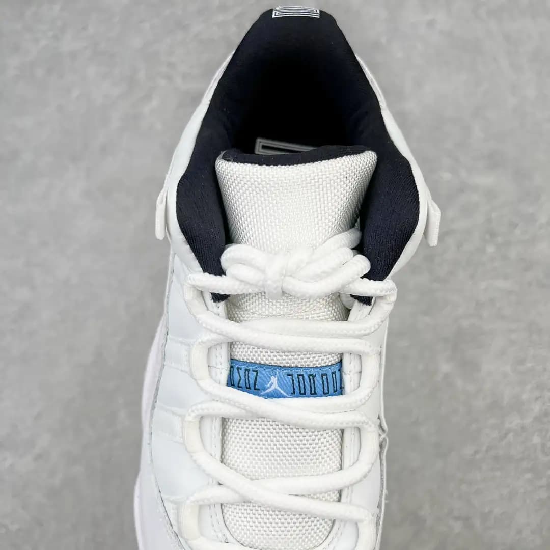 Air Jordan 11 - Image 9