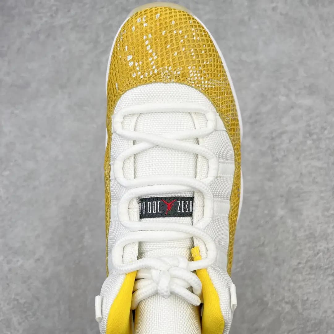 Air Jordan 11 - Image 9