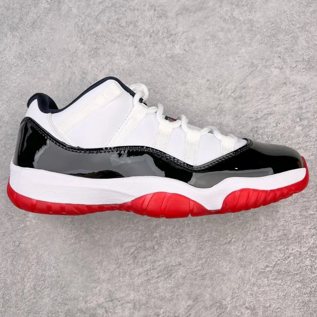 Air Jordan 11