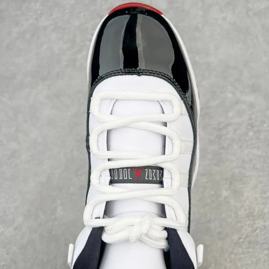 Air Jordan 11 - Image 8
