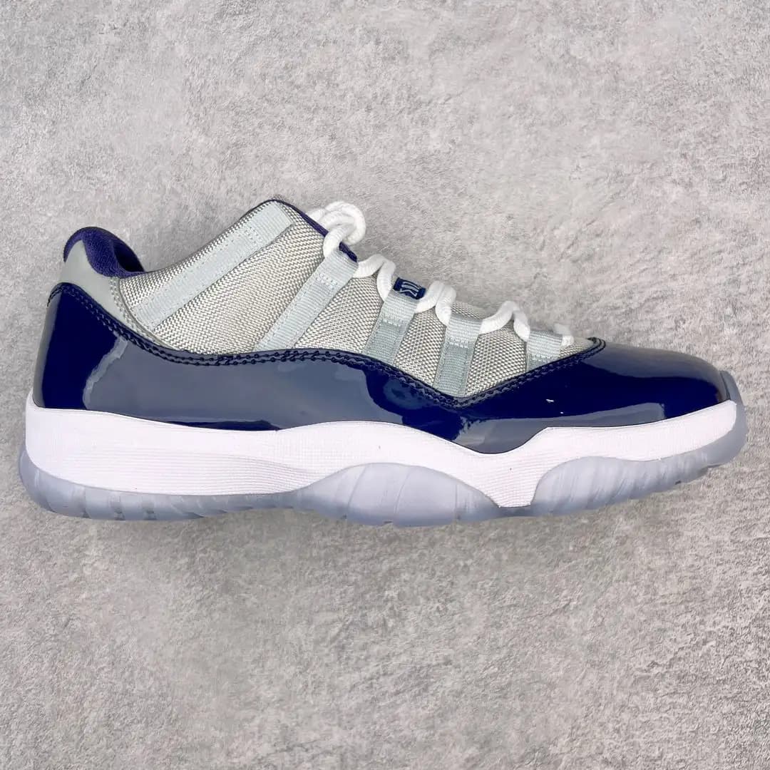 Air Jordan 11