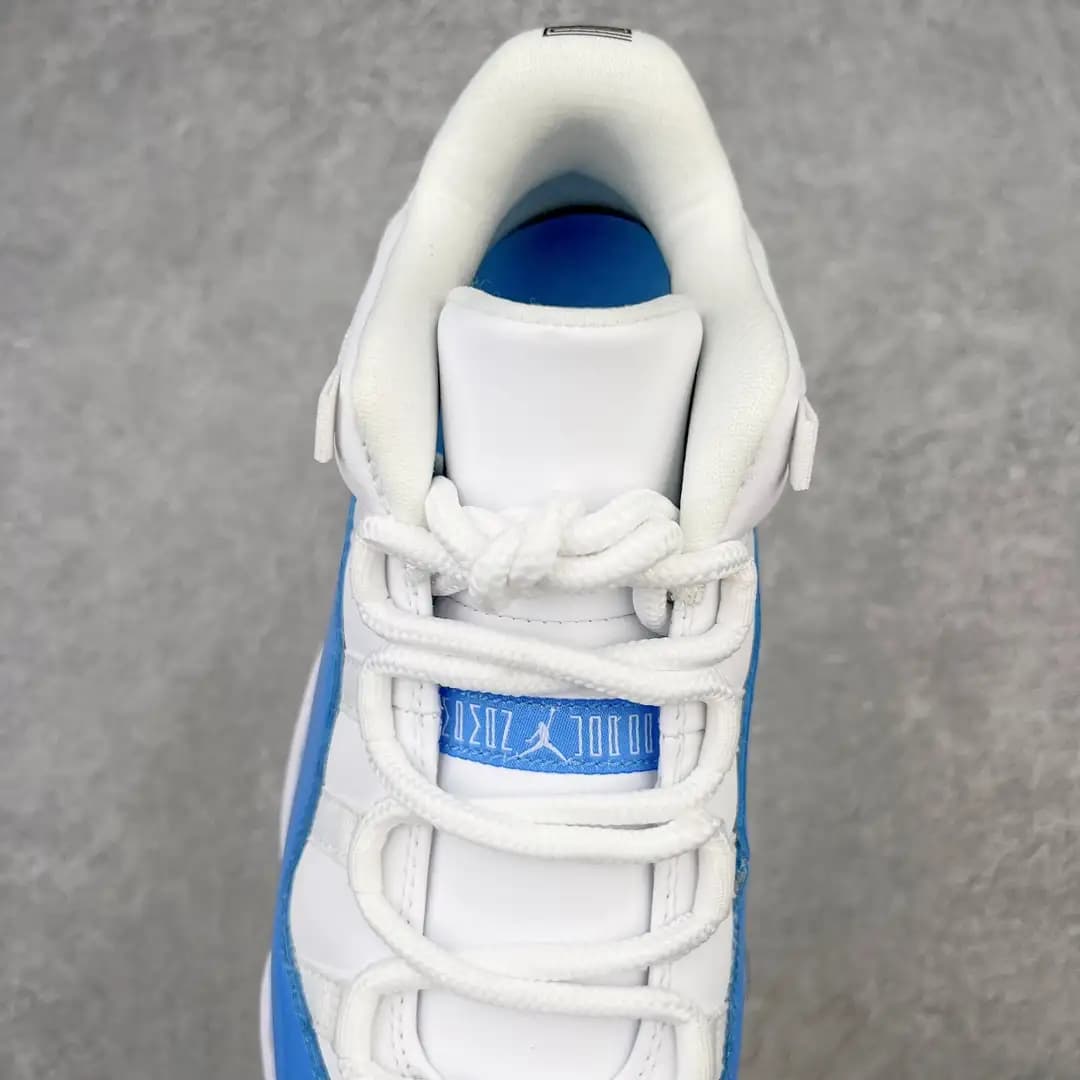 Air Jordan 11 - Image 2