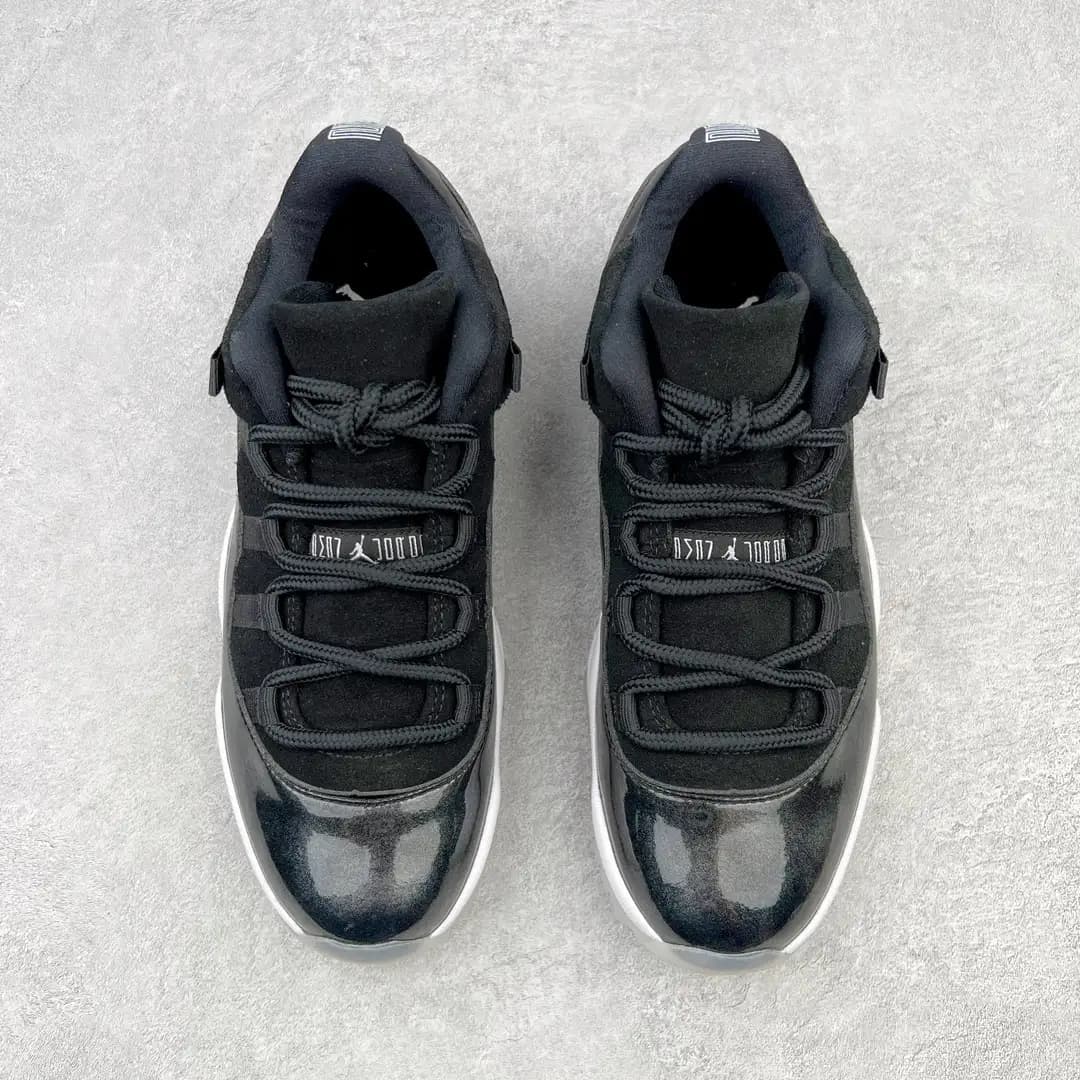 Air Jordan 11 - Image 8