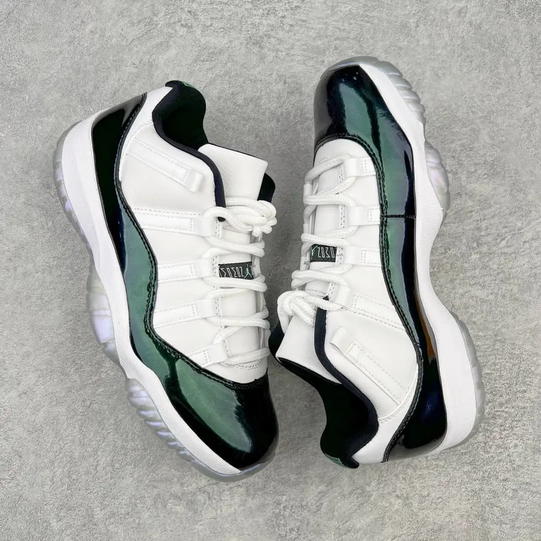 Air Jordan 11 - Image 6