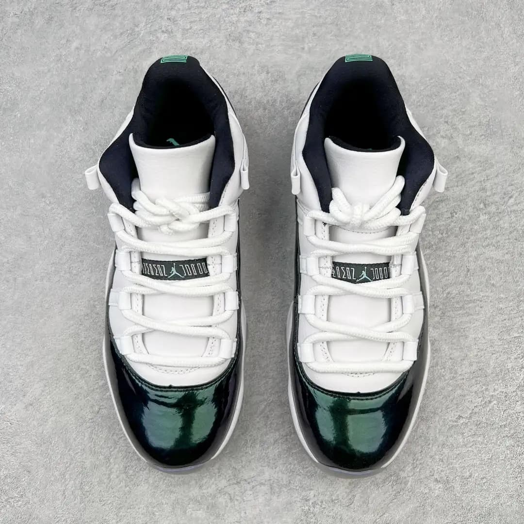 Air Jordan 11 - Image 8