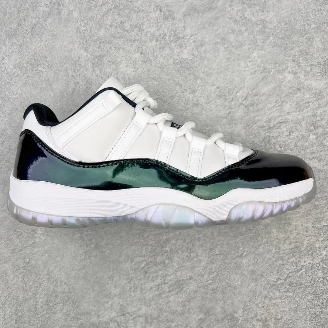 Air Jordan 11