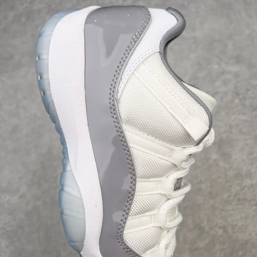 Air Jordan 11 - Image 9