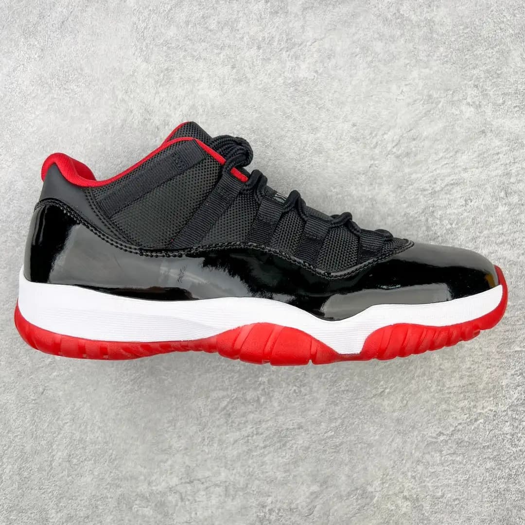 Air Jordan 11