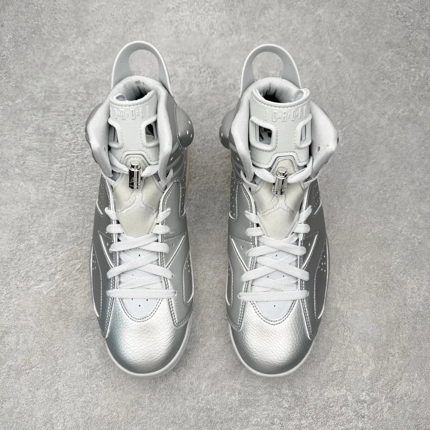 Air Jordan 6 - Image 2