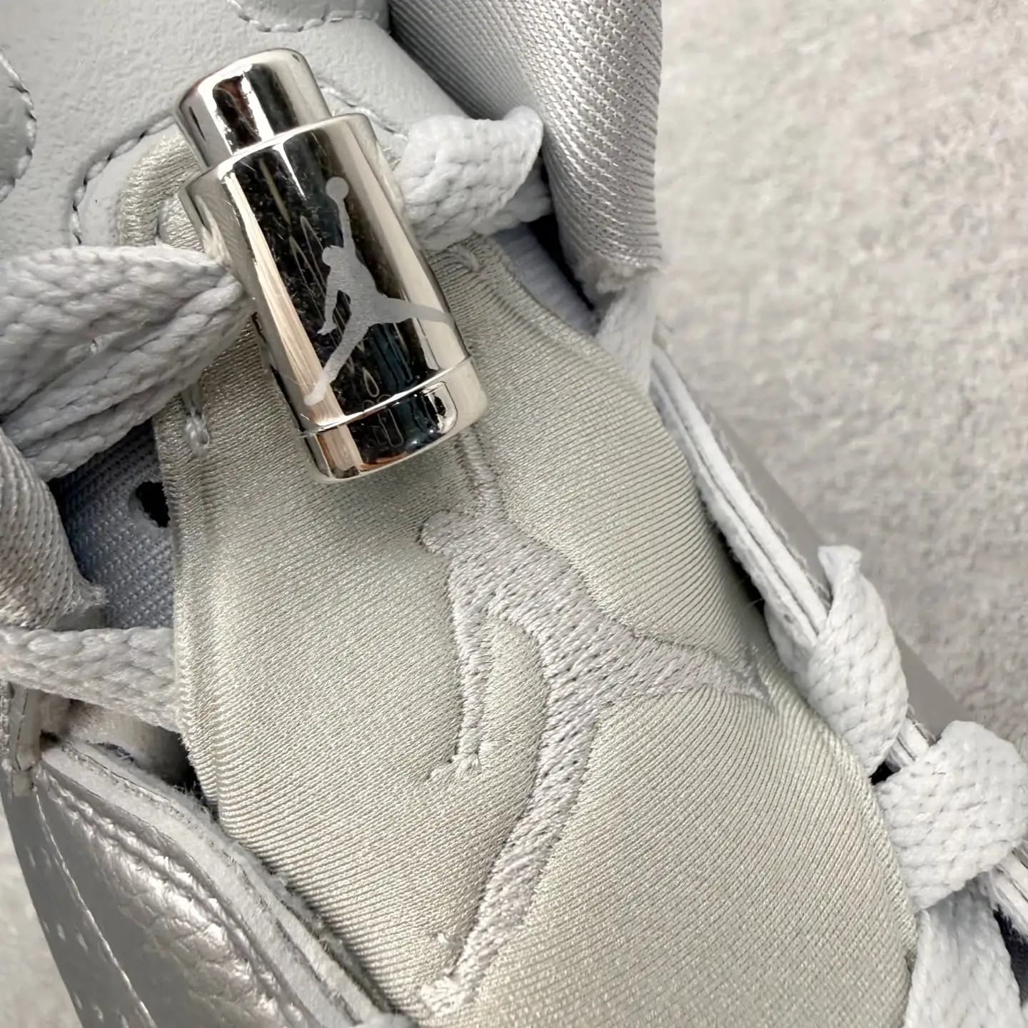 Air Jordan 6 - Image 7