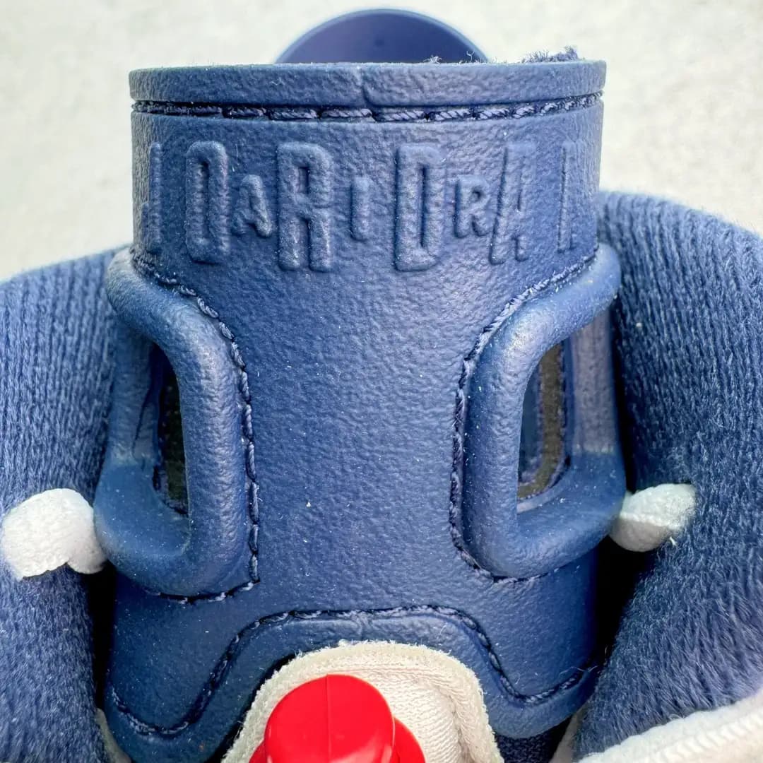 Air Jordan 6 - Image 4