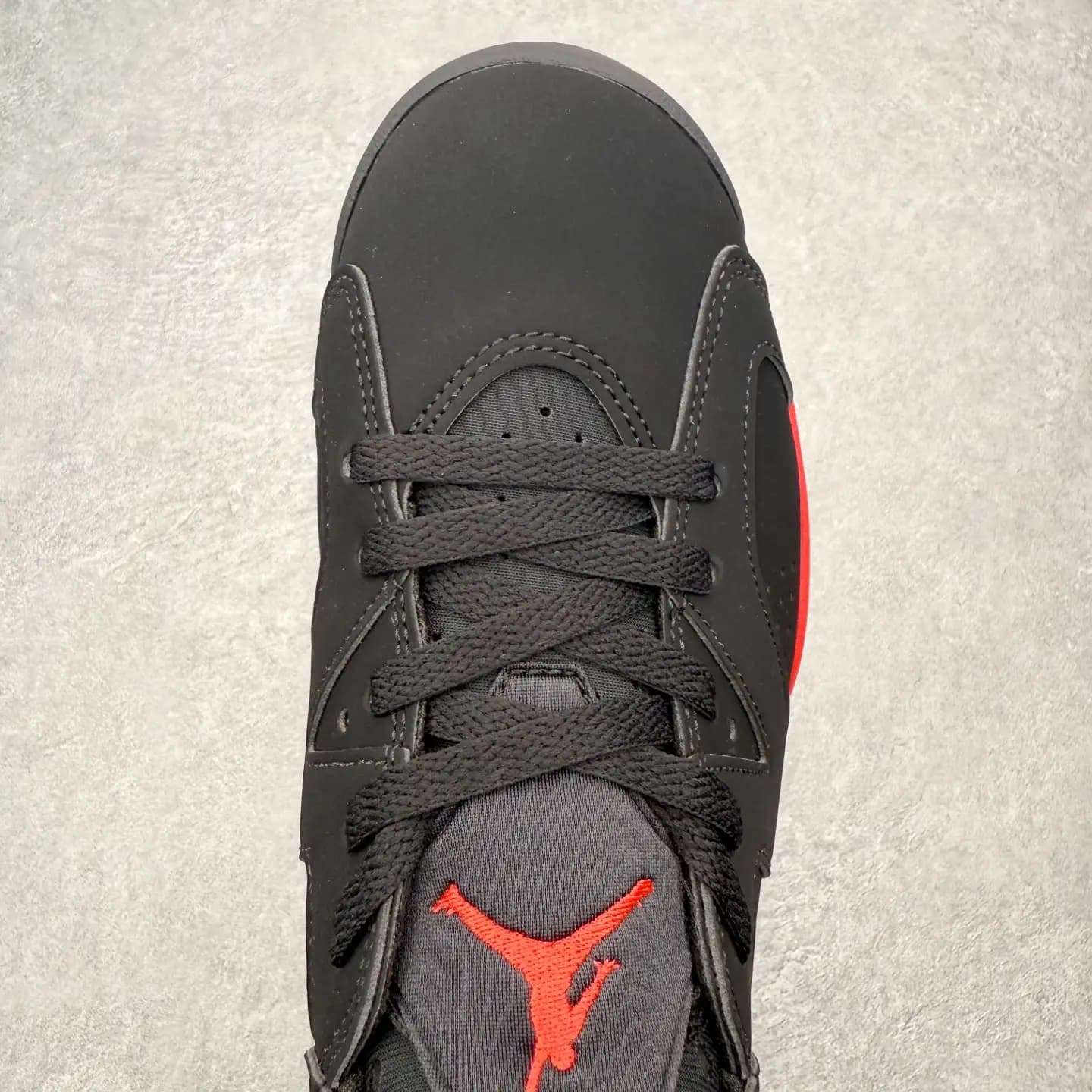 Air Jordan 6 - Image 3